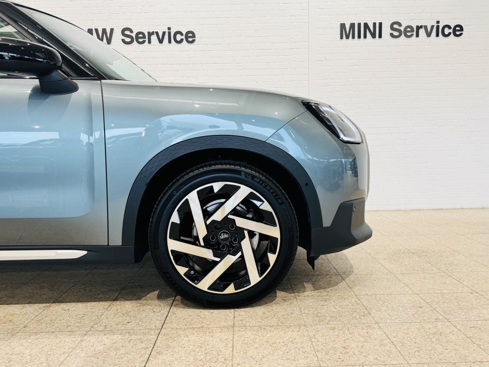 MINI Countryman E Favoured Trim M 5d
