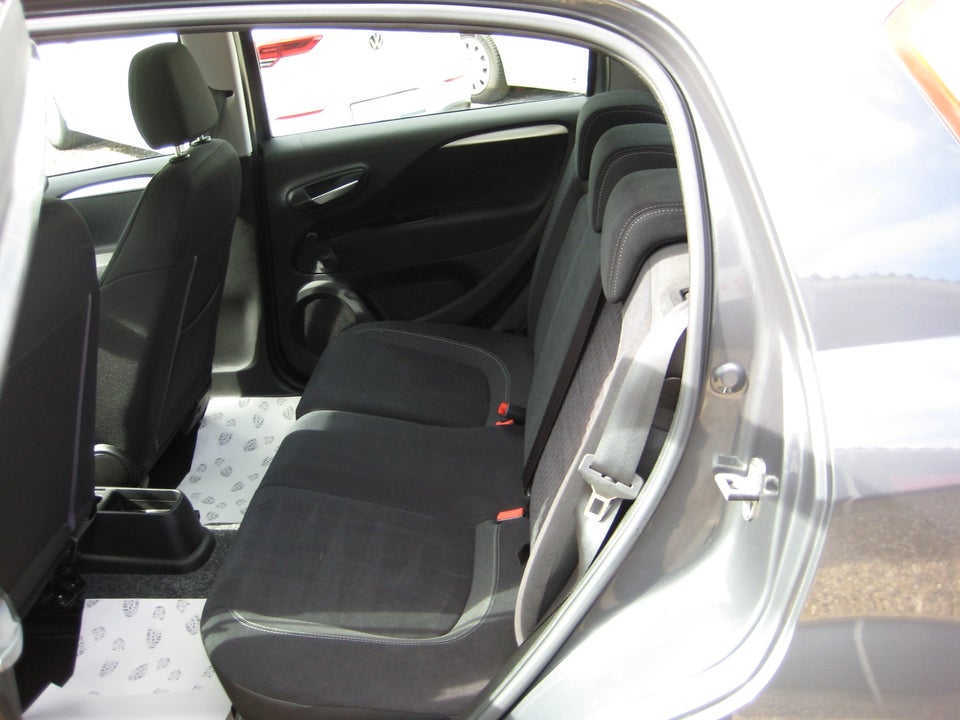 Fiat Punto 0,9 TwinAir 100 Lounge 5d