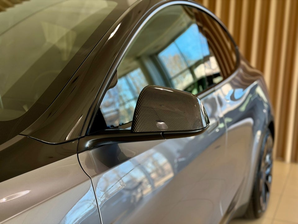 Tesla Model Y Performance AWD 5d