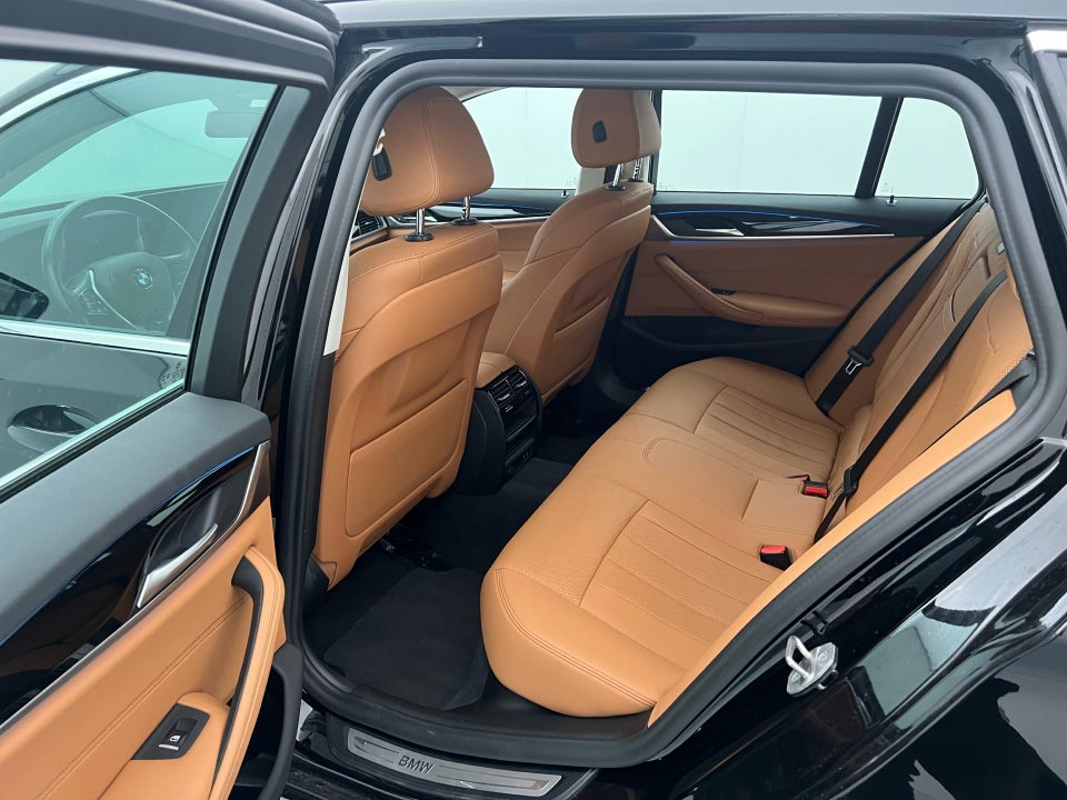 BMW 530e 2,0 Touring Sport Line aut. 5d