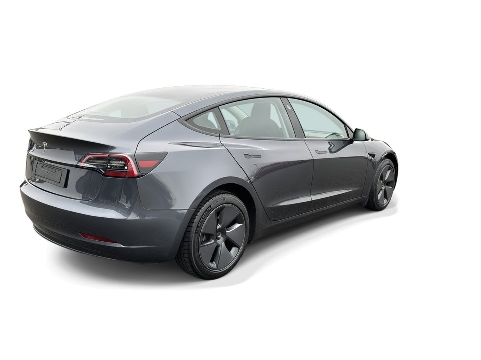 Tesla Model 3 RWD 4d