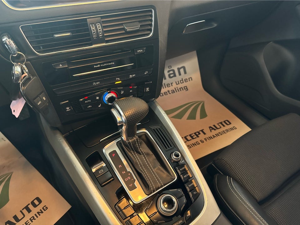 Audi Q5 2,0 TDi 177 S-line quattro S-tr. Van 5d