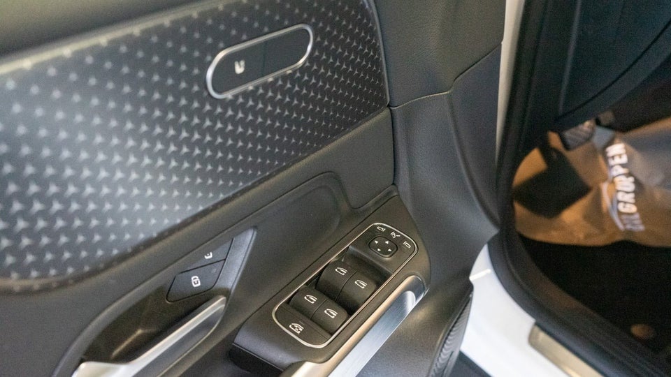 Mercedes EQB250+ Progressive 7prs 5d