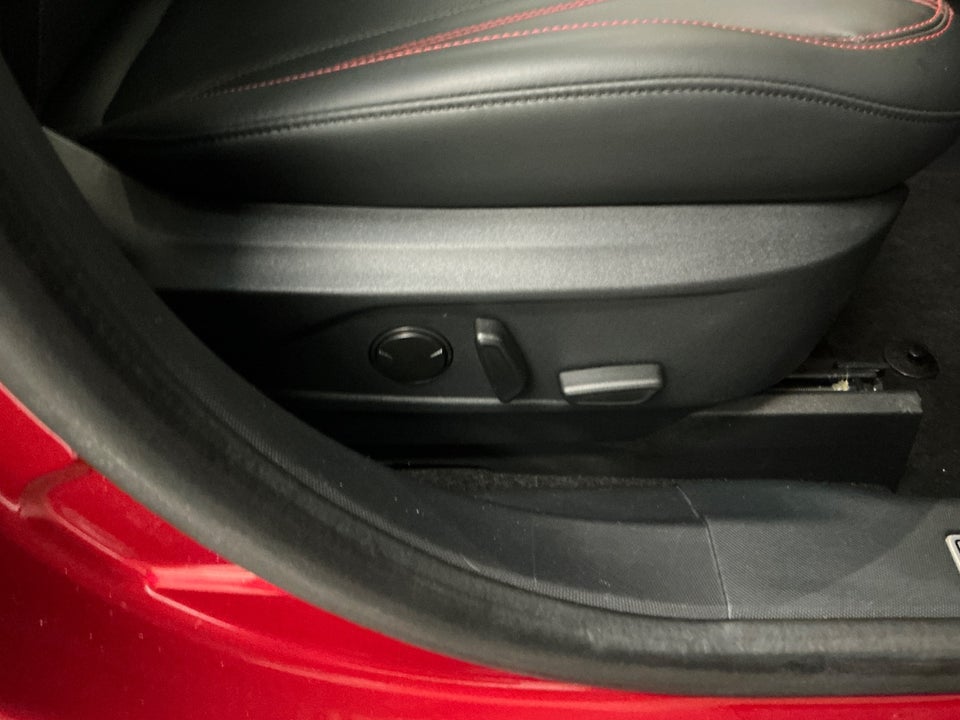 Ford Mustang Mach-E 91 Extended Range AWD 5d