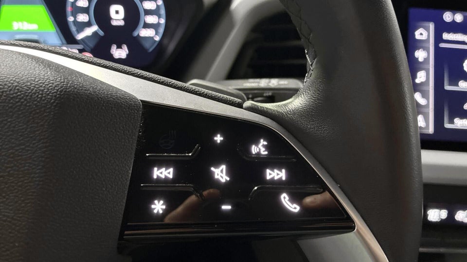 Audi Q4 e-tron 40 Attitude 5d