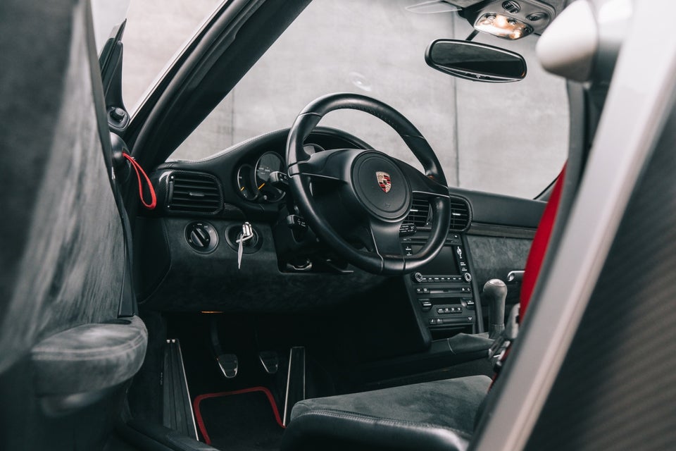 Porsche 911 GT2 RS 3,6 Coupé 2d