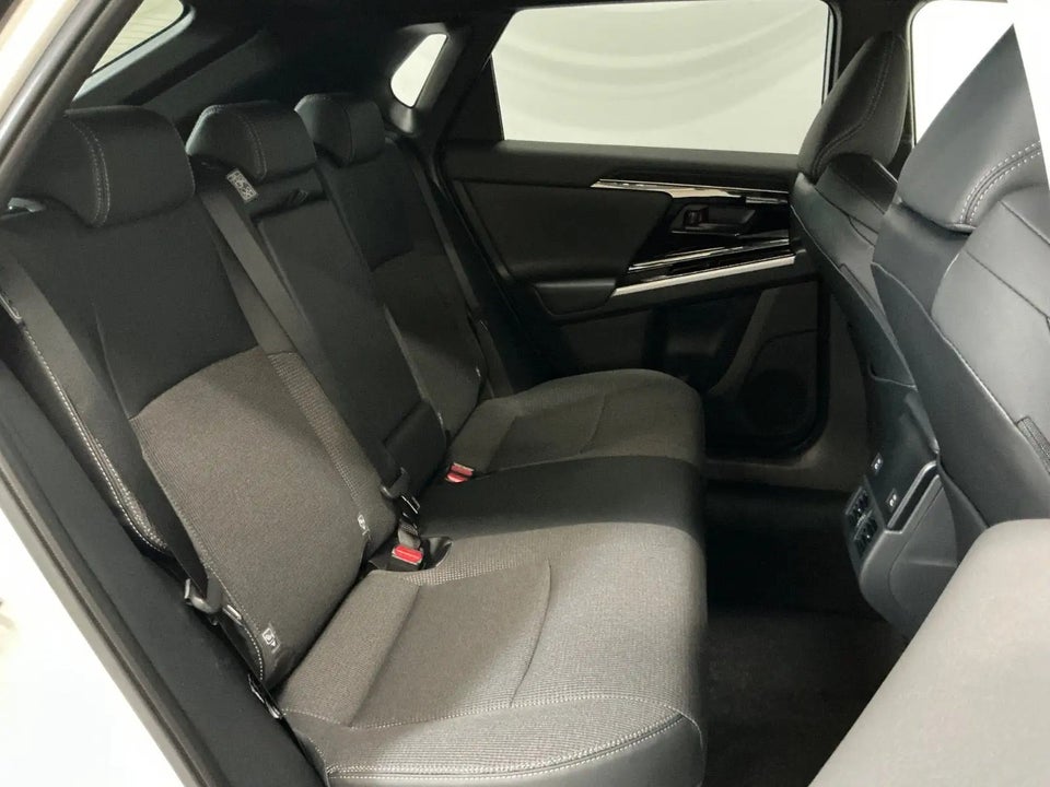 Toyota bZ4X 73 Active 5d