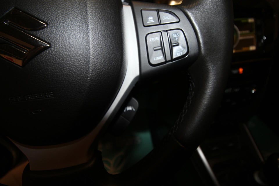 Suzuki Vitara 1,0 Boosterjet Adventure Hit 5d