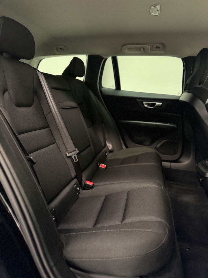 Volvo V60 2,0 D4 190 Momentum aut. 5d