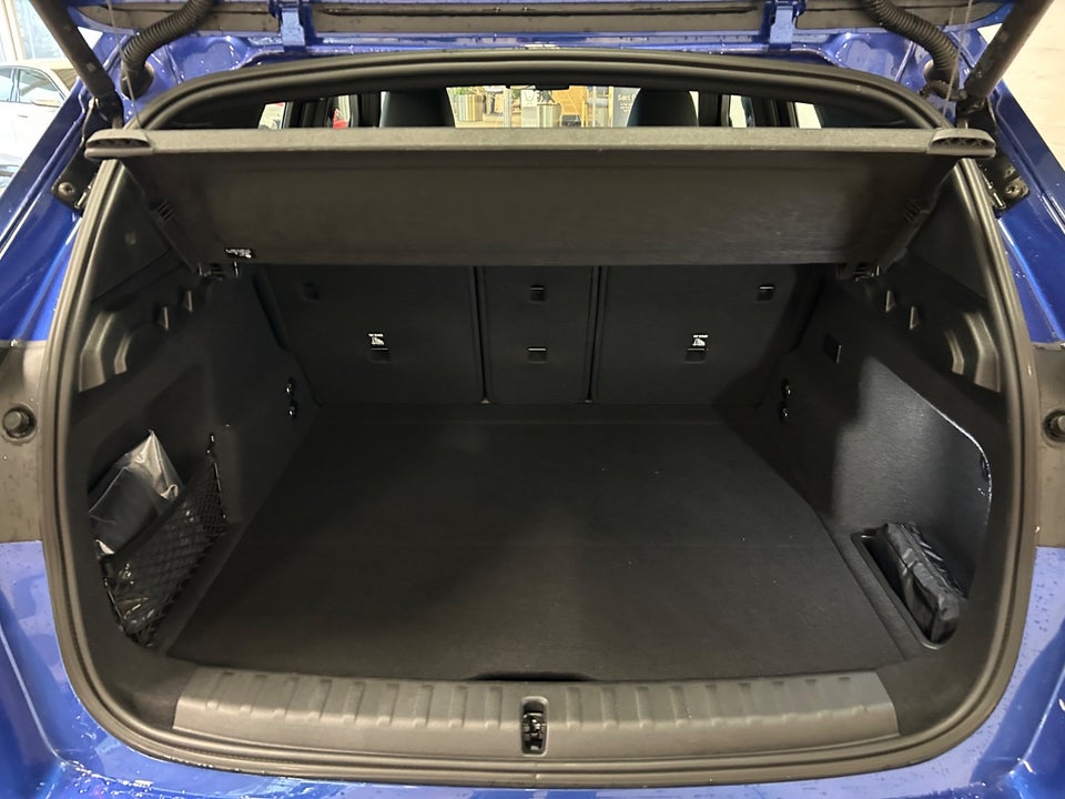 BMW iX1 xDrive30 Fully Charged M-Sport 5d