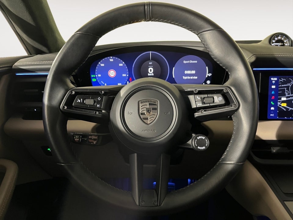 Porsche Macan Turbo 5d