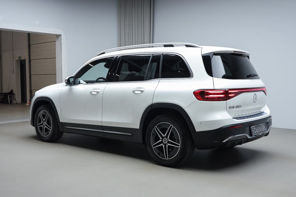 Mercedes EQB250+ AMG Advance 5d