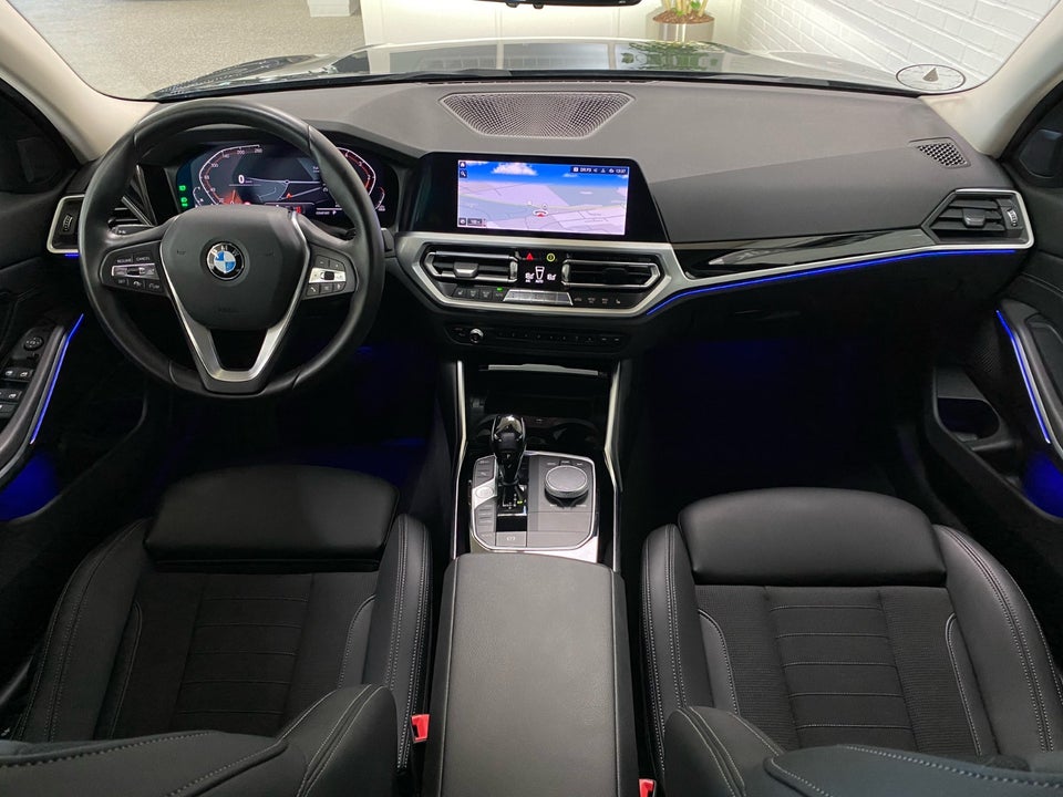 BMW 320d 2,0 Sport Line aut. 4d