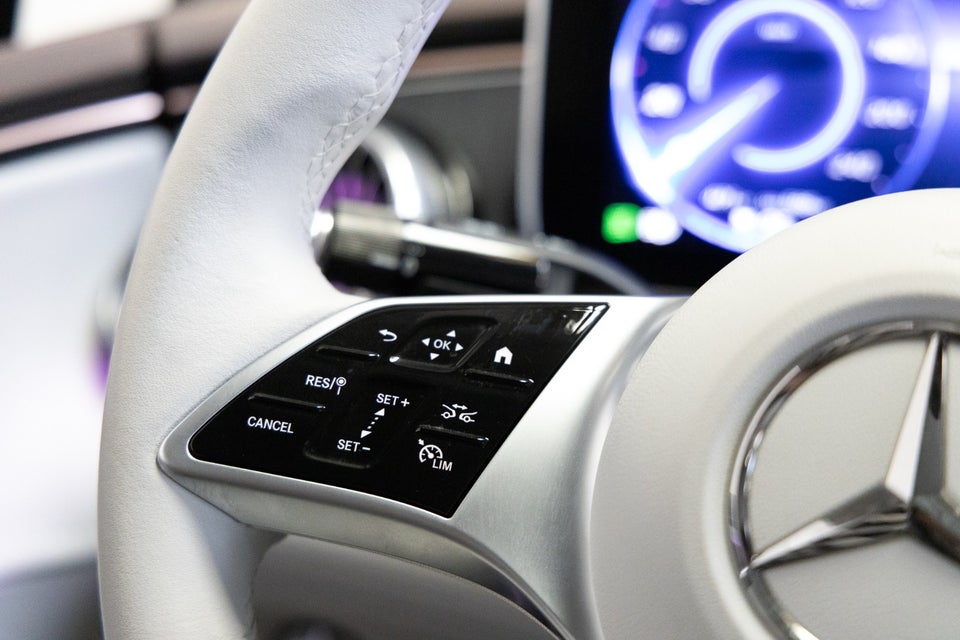 Mercedes EQE350 AMG Line 4d