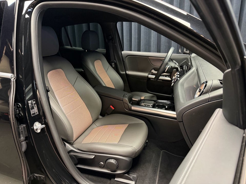 Mercedes EQA250+ Electric Art 5d