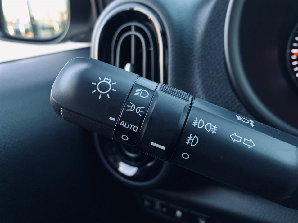 Kia Picanto 1,0 Prestige Upgrade 5d