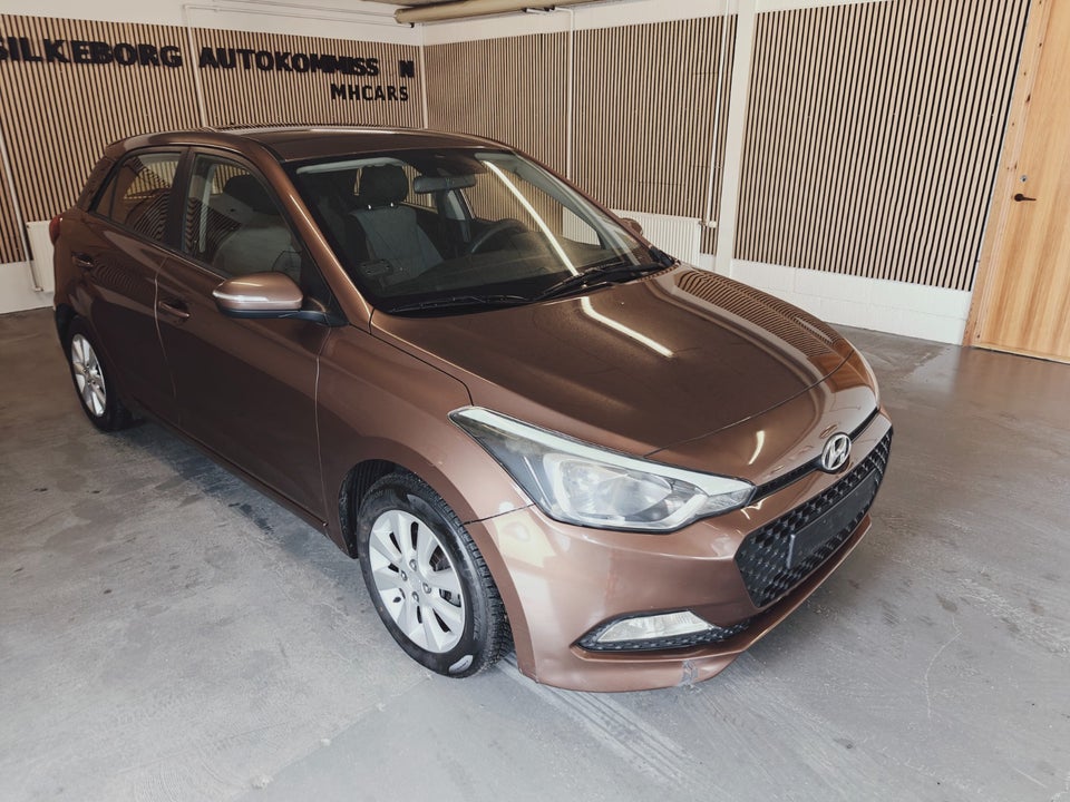 Hyundai i20 1,25 Trend 5d