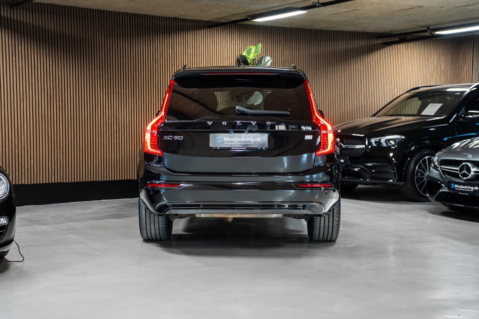 Volvo XC90 2,0 T8 ReCharge R-Design aut. AWD 7prs 5d