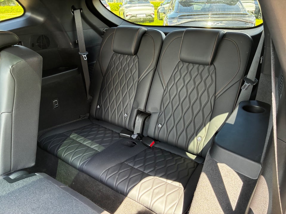 BYD Tang 109 Flagship AWD 7prs 5d