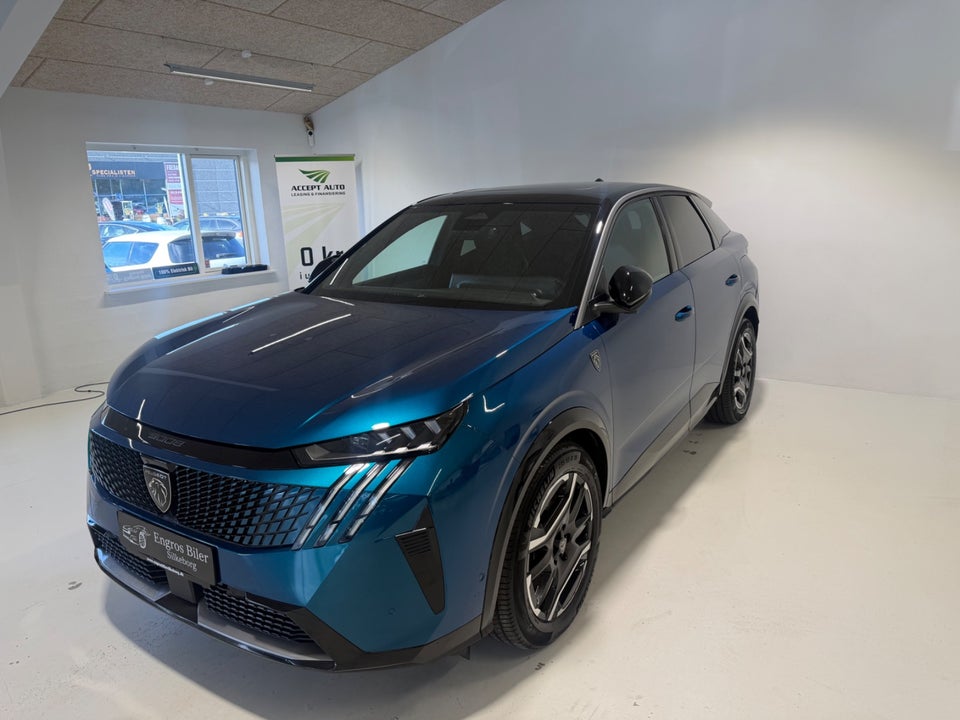 Peugeot e-3008 77 GT Pack 5d