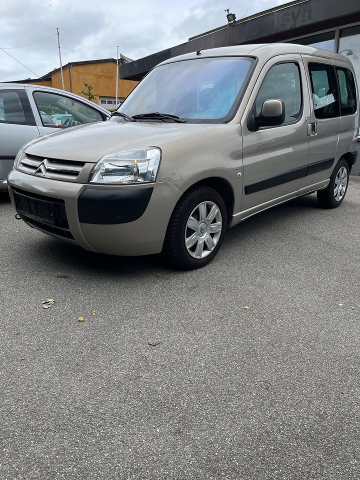 Citroën Berlingo 1,6i 16V Family 5d