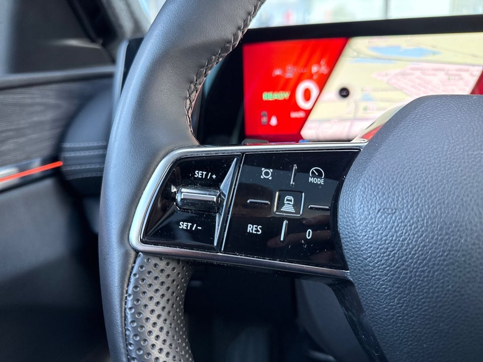 Renault Scenic E-Tech 87 Iconic 5d