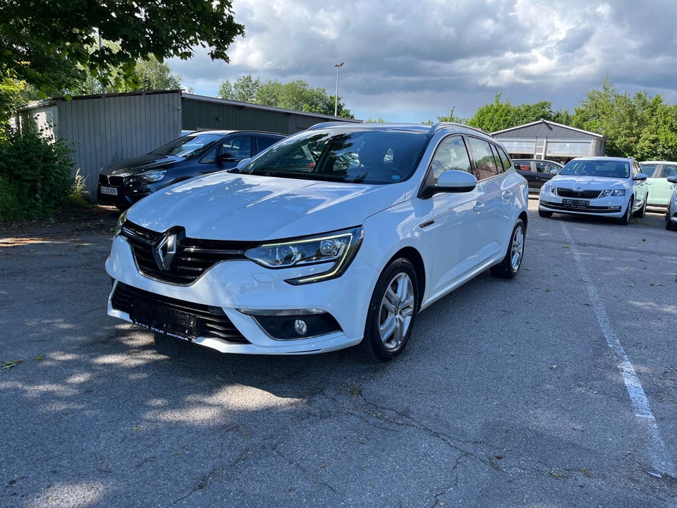 Renault Megane IV 1,3 TCe 140 Zen Sport Tourer EDC 5d