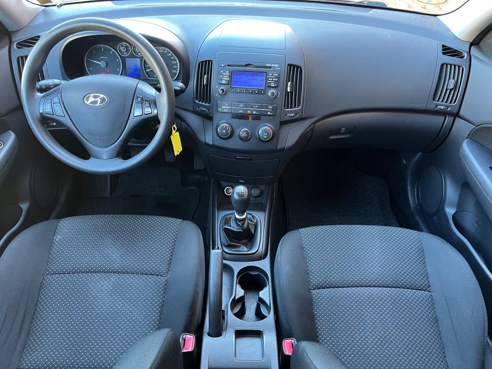 Hyundai i30 1,6 CRDi 90 Comfort Eco 5d