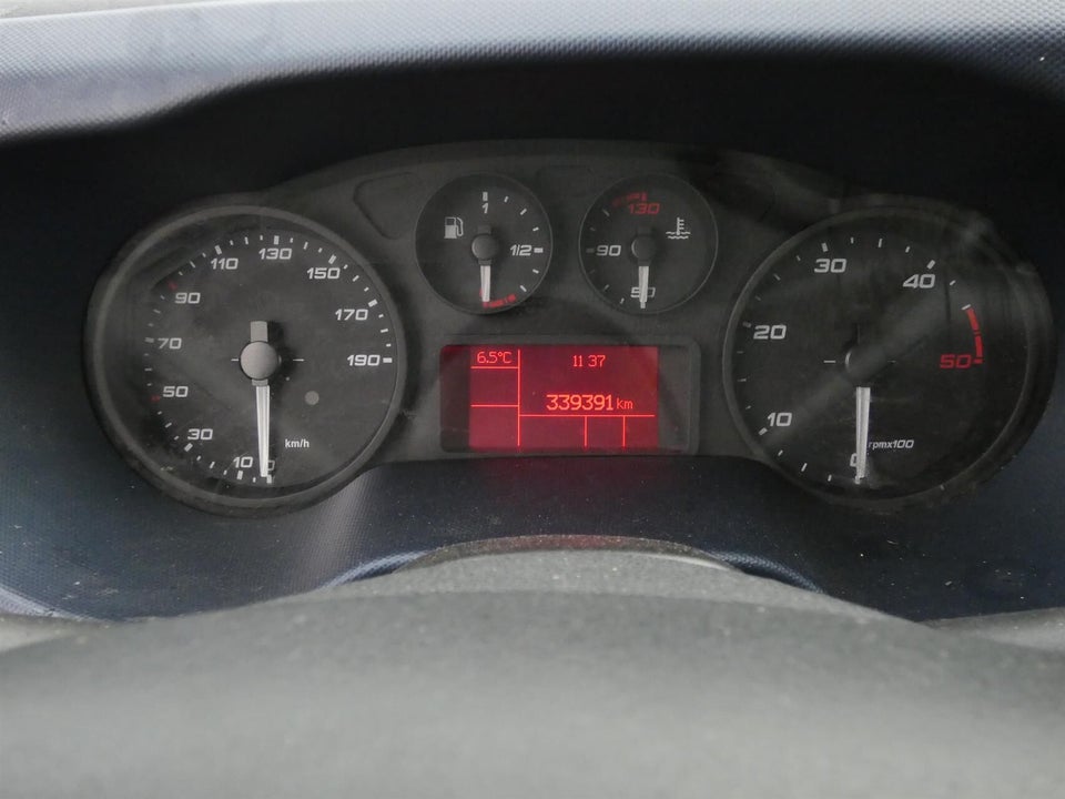 Iveco Daily 3,0 35C18 Alukasse m/lift AG8 2d