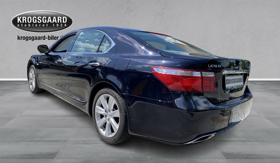 Lexus LS600h L 5,0 Wellness aut. 4d