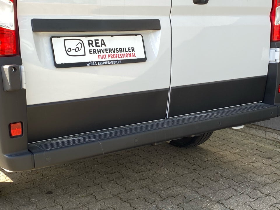 Fiat Ducato 35 Maxi 2,2 MJT 140 Kassevogn L3H2 Pro aut.