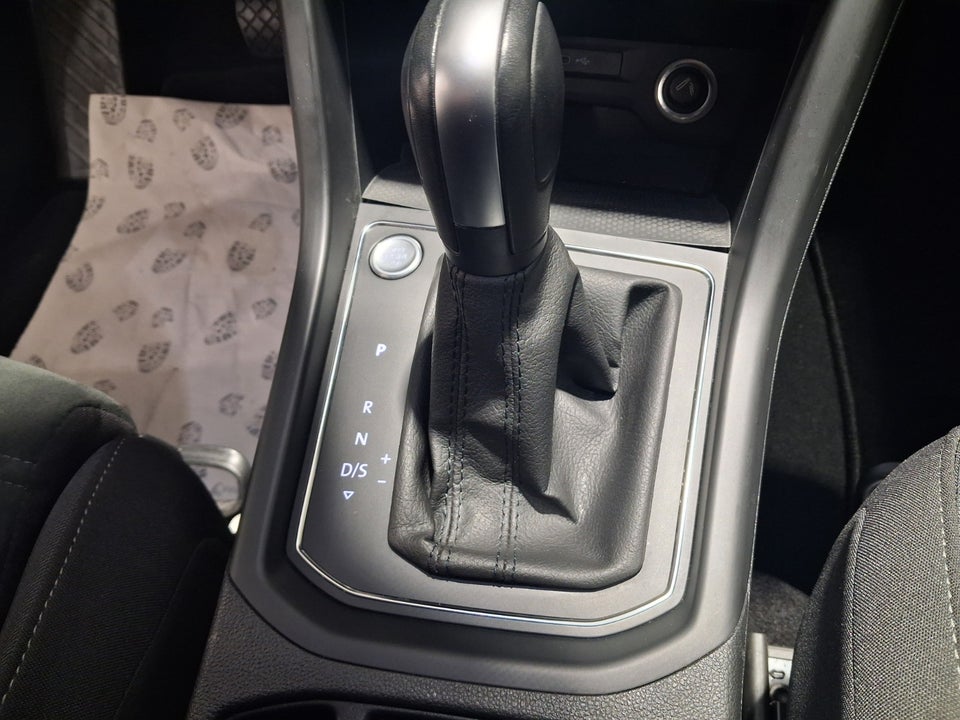 VW Touran 2,0 TDi 150 Comfortline DSG Van 5d