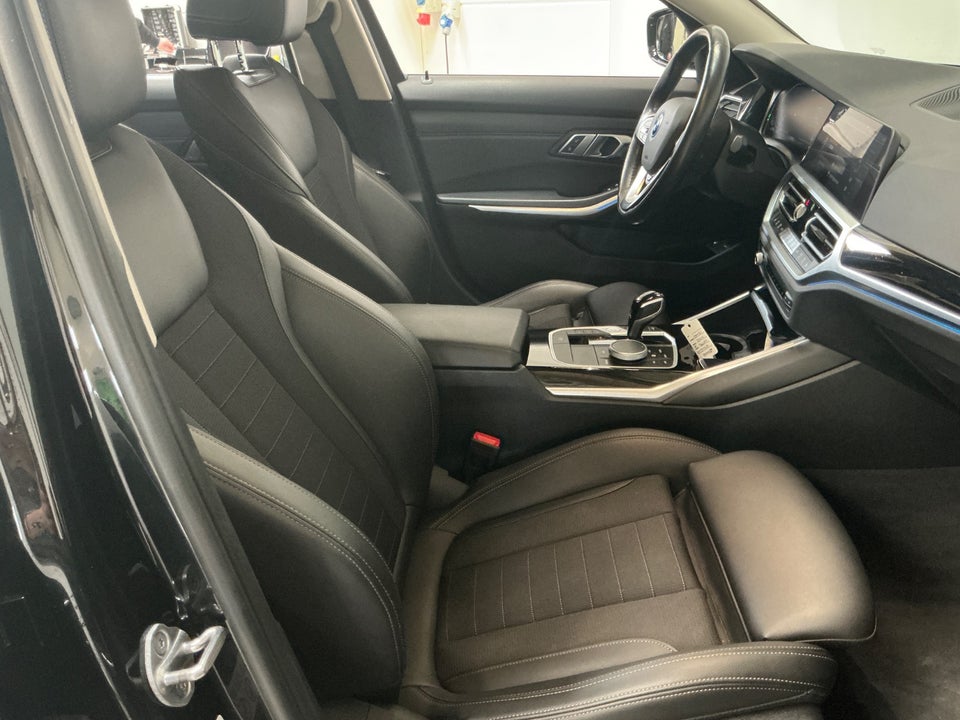 BMW 330e 2,0 Touring Sport Line aut. 5d