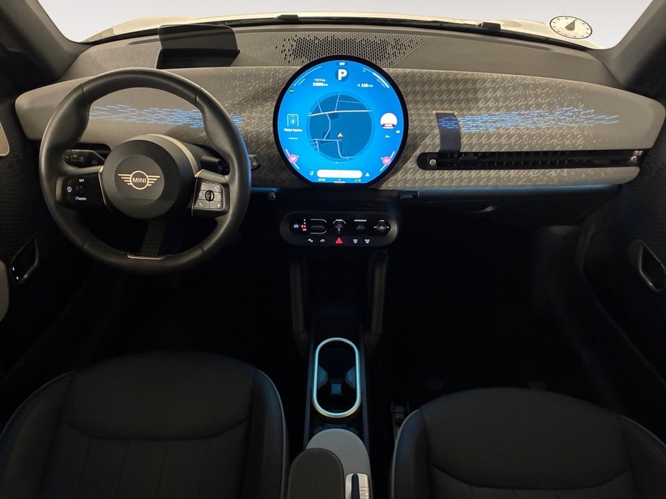 MINI Cooper E Favoured Trim L 3d