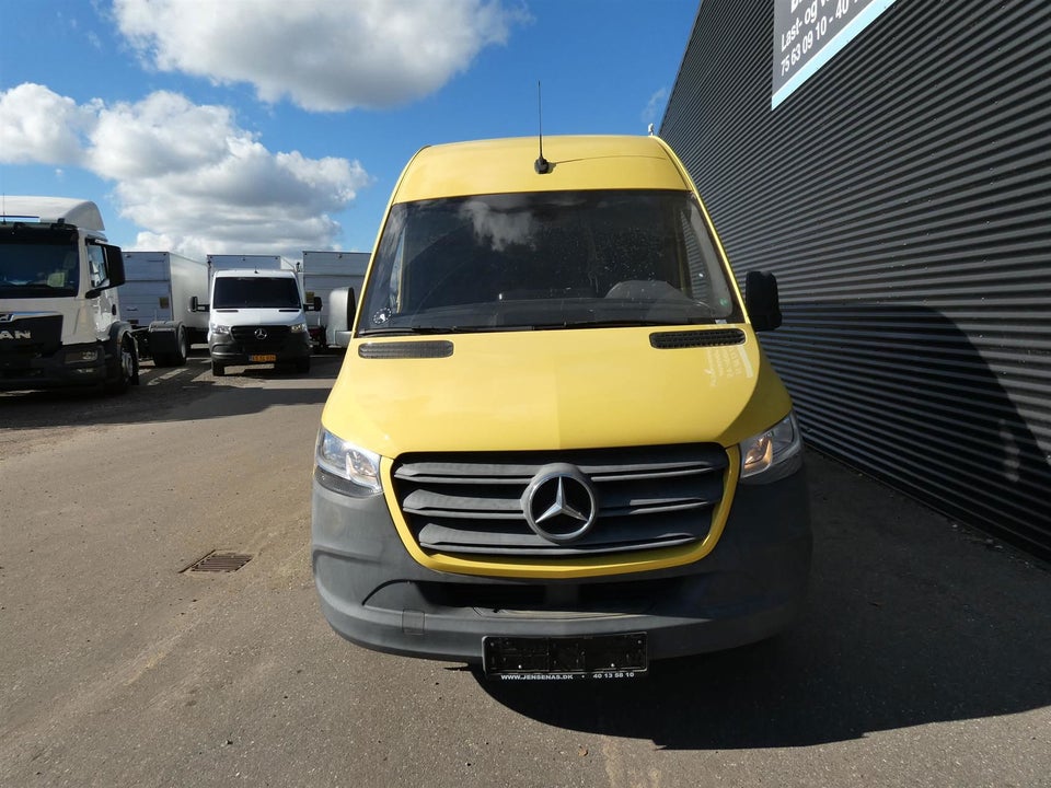 Mercedes Sprinter 316 2,2 CDi A2 Kassevogn RWD