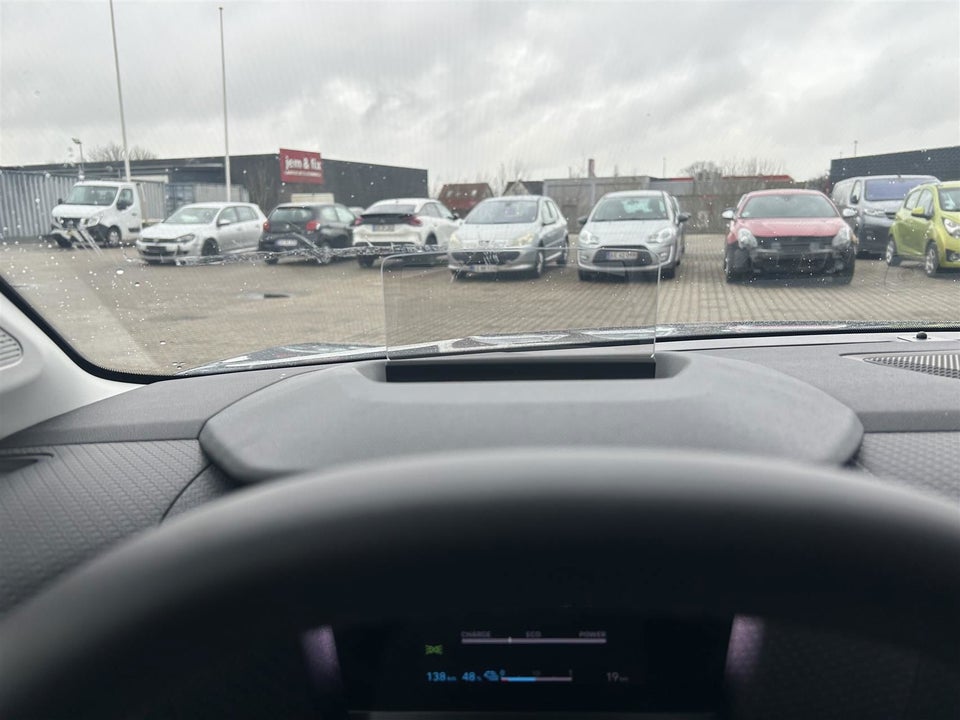 Citroën ë-C4 50 Shine 5d