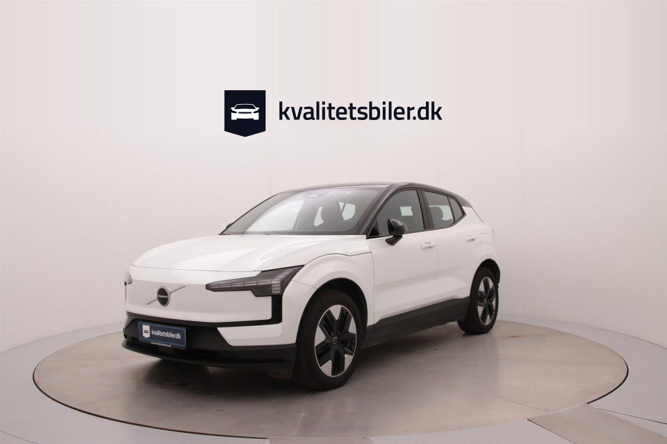 Volvo EX30 Standard Range Plus 5d