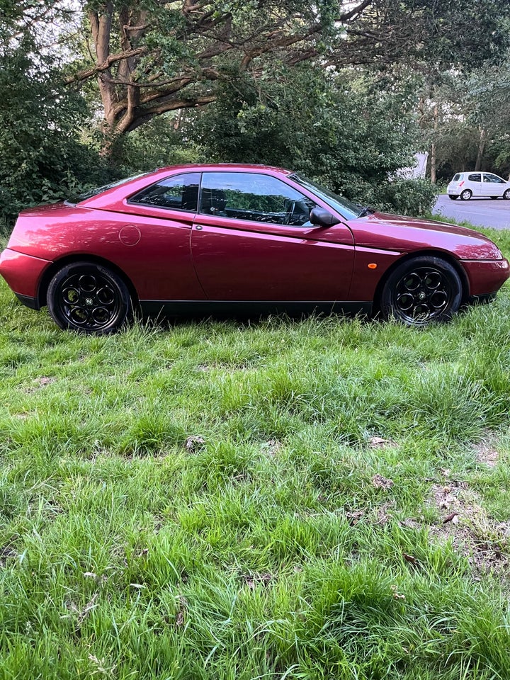 Alfa Romeo GTV 2,0 TS L 2d