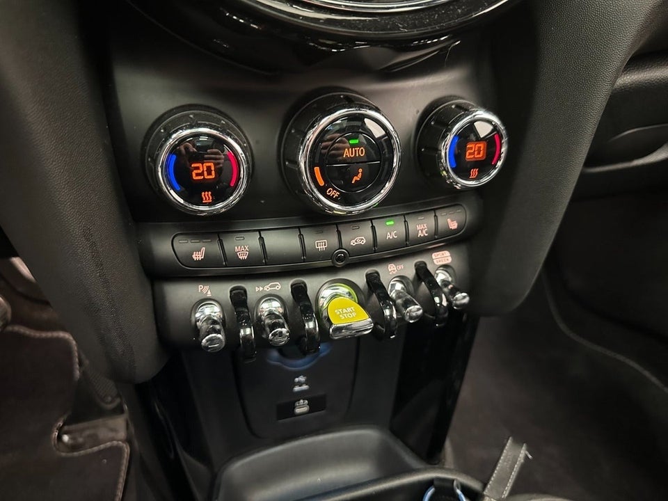 MINI Cooper SE Yours Trim 3d