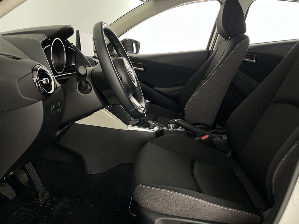 Mazda 2 1,5 e-SkyActive-G Centre-Line 5d