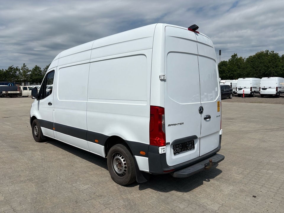 Mercedes Sprinter 214 2,2 CDi A2 Kassevogn aut. FWD