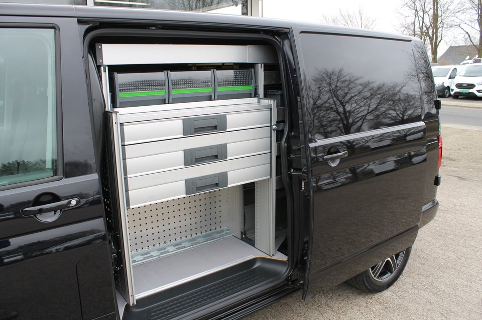 VW Transporter 2,0 TDi 204 Kassevogn DSG 4Motion lang