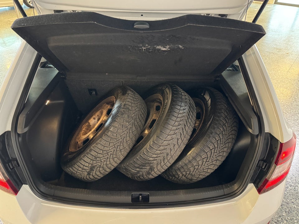 Skoda Rapid 1,2 TSi 105 110 Edition Spaceback 5d