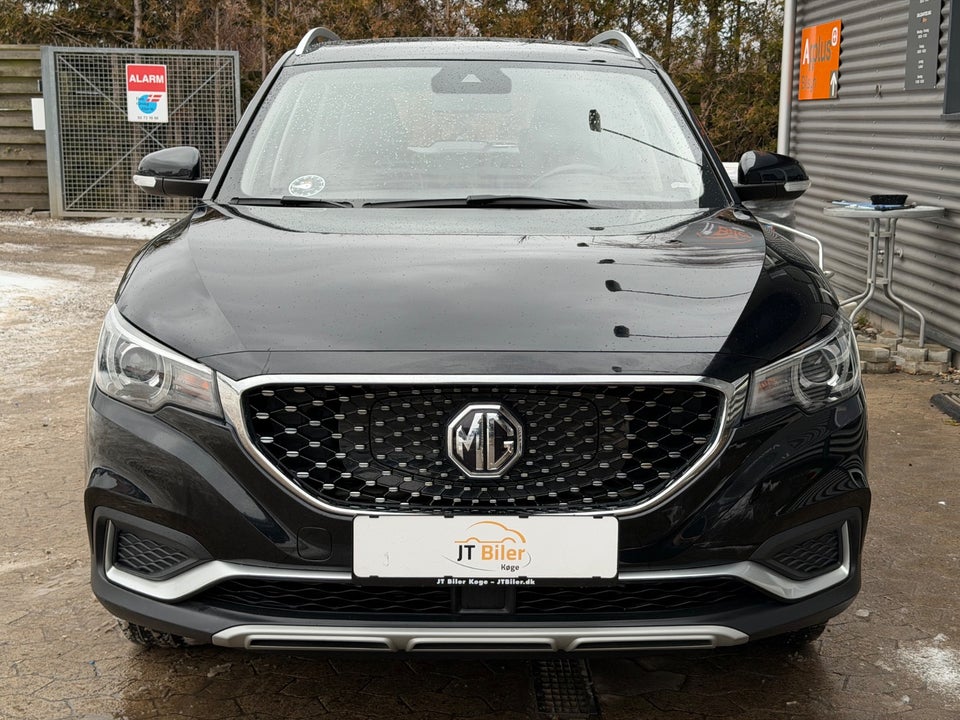 MG ZS EV Luxury 5d