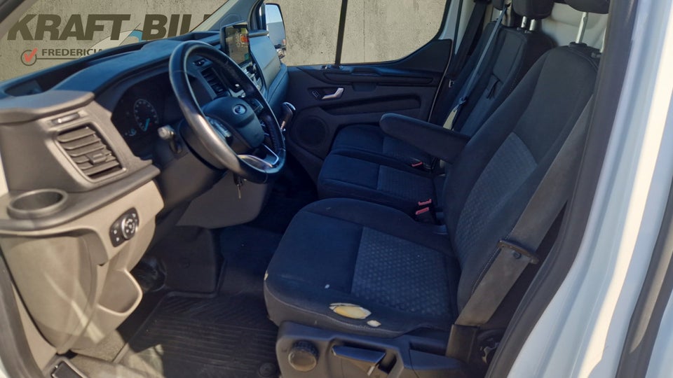 Ford Transit Custom 300 L2 2,0 TDCi 130 Trend