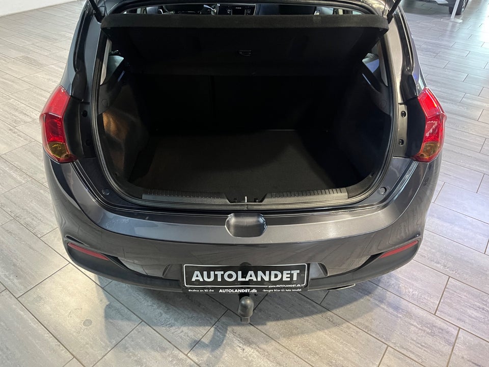 Kia Ceed 1,4 CVVT Active 5d