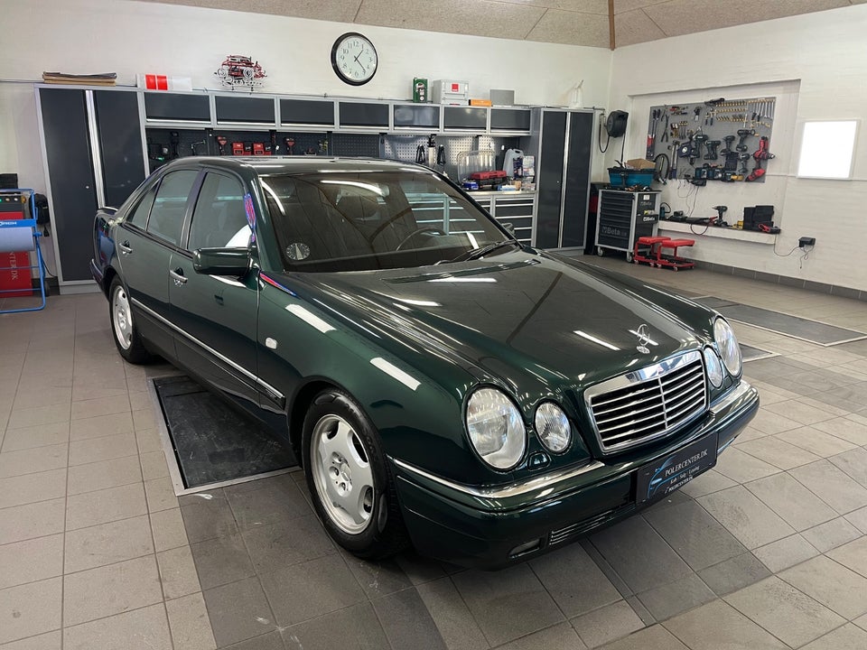 Mercedes E200 2,0 Avantgarde aut. 4d