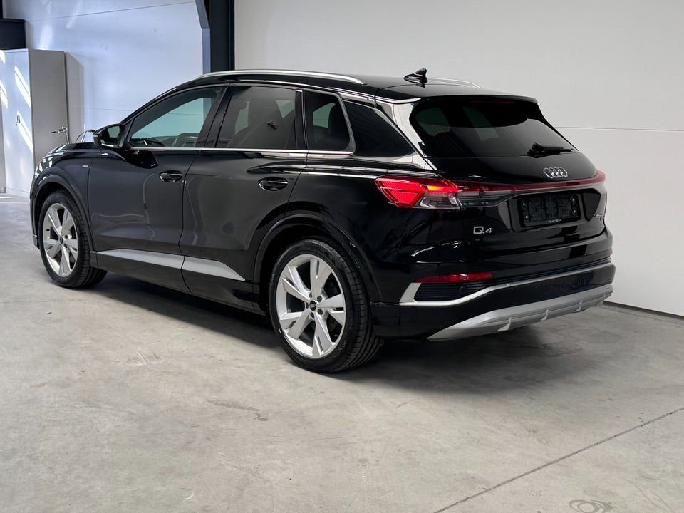 Audi Q4 e-tron 45 Attitude S-line quattro 5d