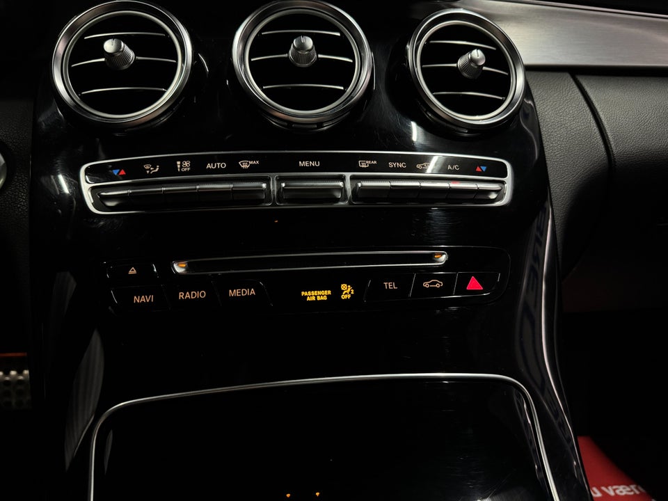 Mercedes C220 d 2,2 AMG Line stc. aut. 5d