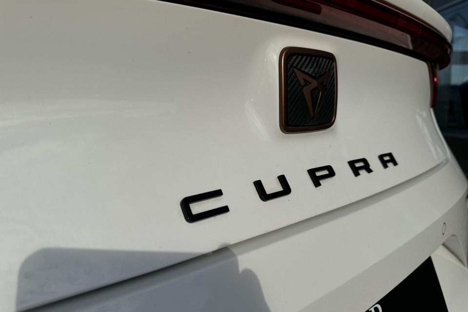 Cupra Leon 2,0 TSi VZ DSG 5d